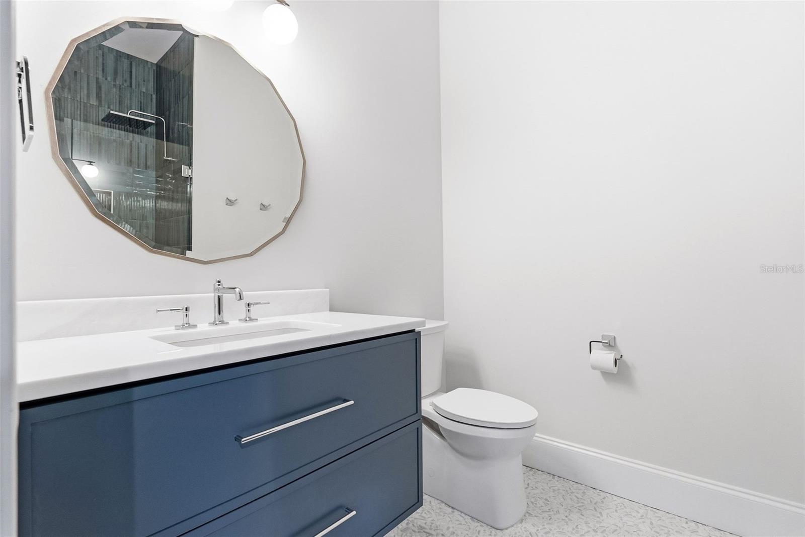 Image 48 of 98 For 214 Aranda Street Ne