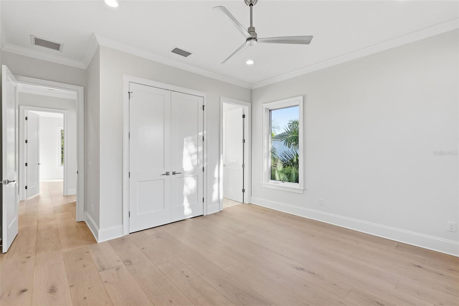 Image 90 of 98 For 214 Aranda Street Ne