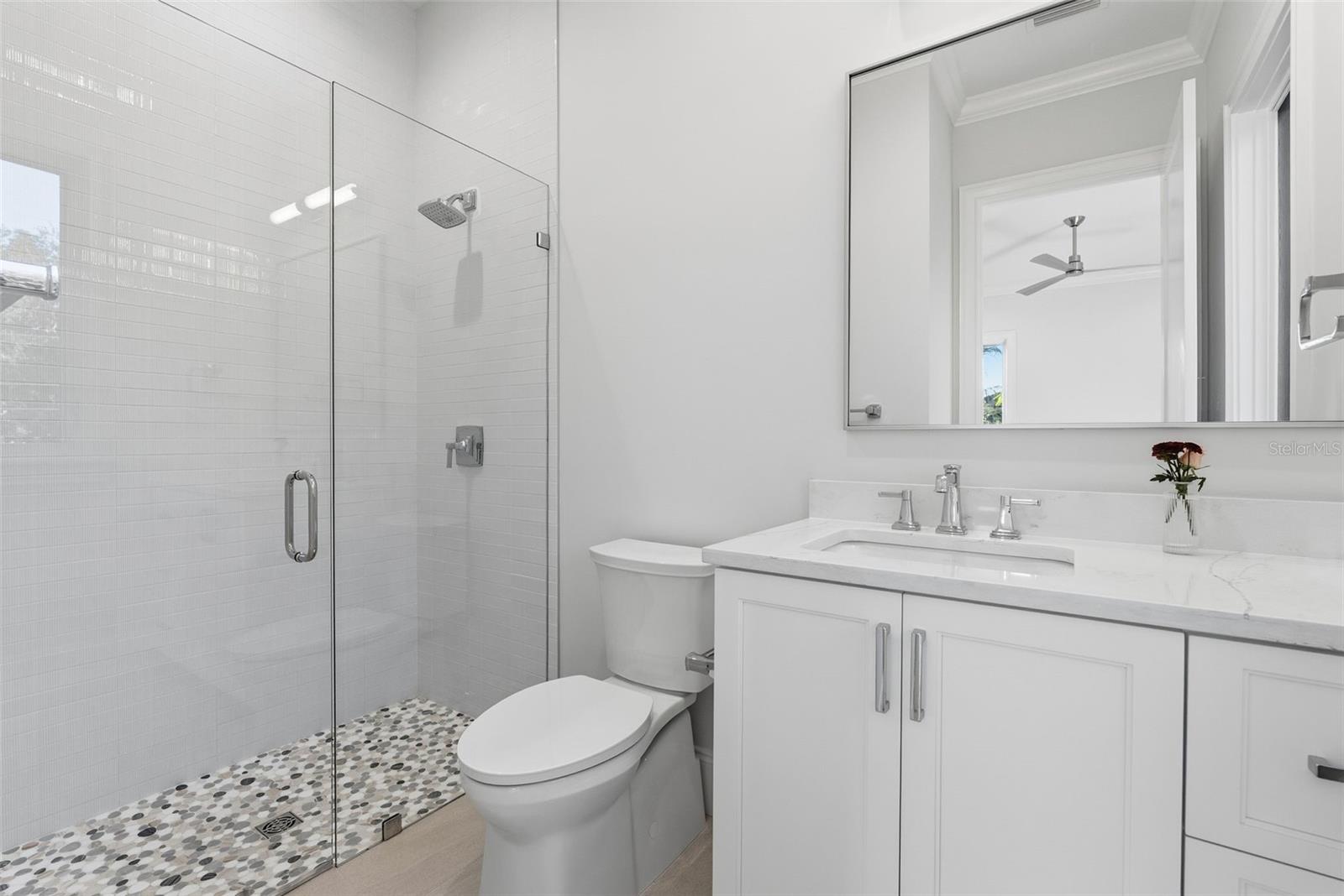 Image 92 of 98 For 214 Aranda Street Ne