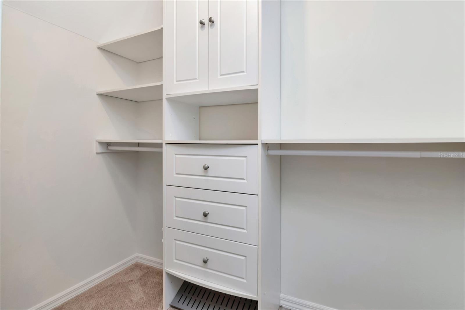 Image 35 of 76 For 5071 Windover Lane