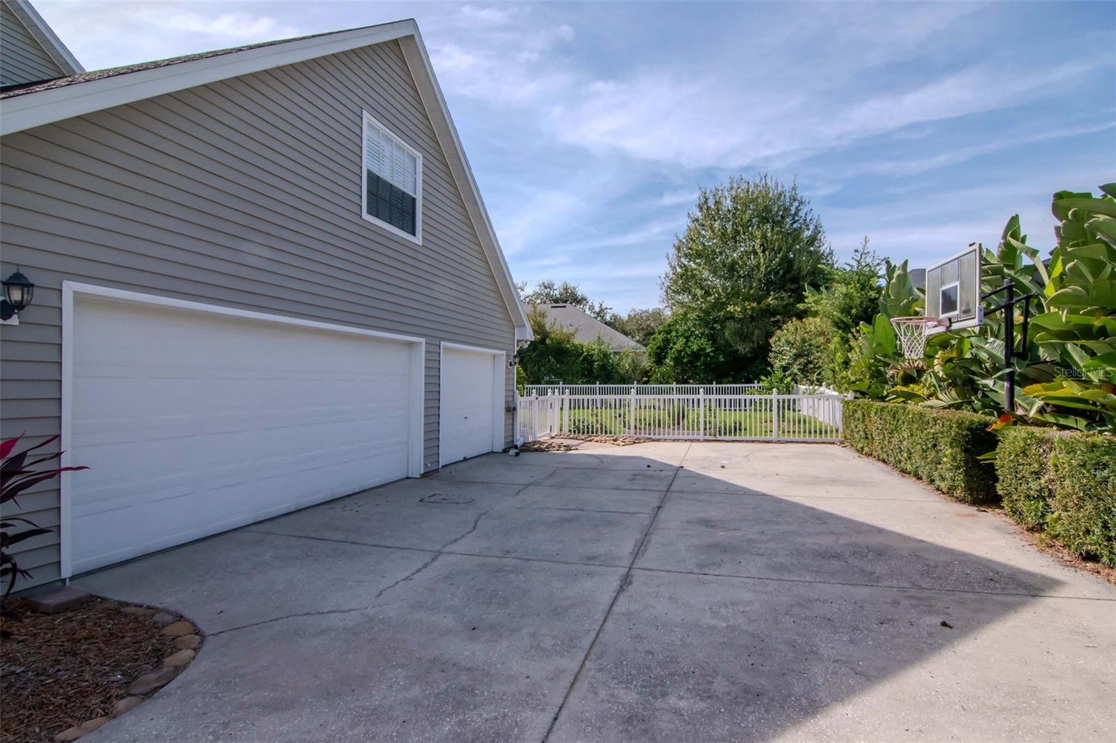 Image 50 of 76 For 5071 Windover Lane