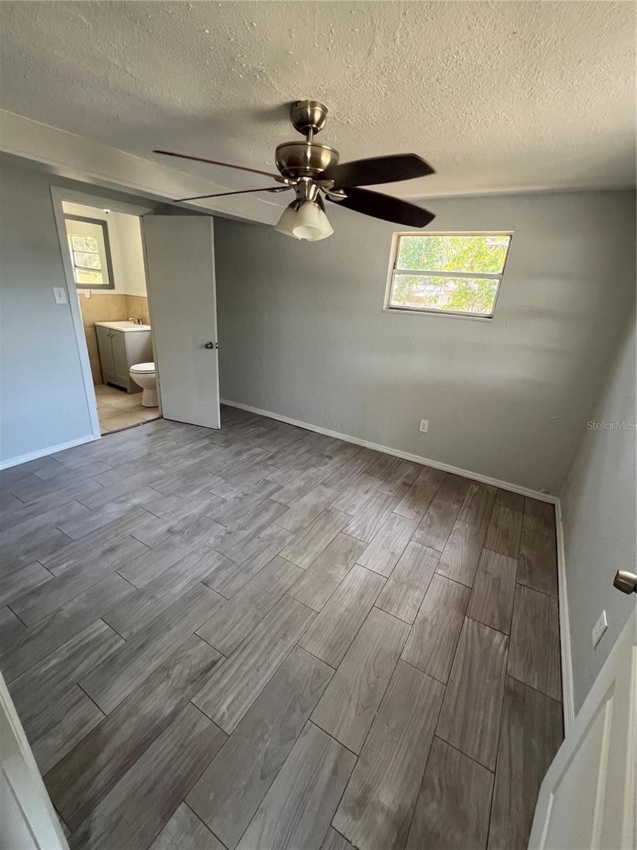 Image 10 of 15 For 518 41st Avenue S