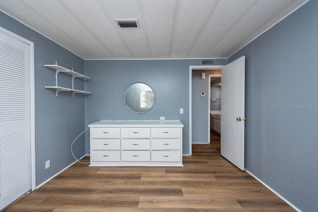 Image 21 of 38 For 11 Palm Forest Drive