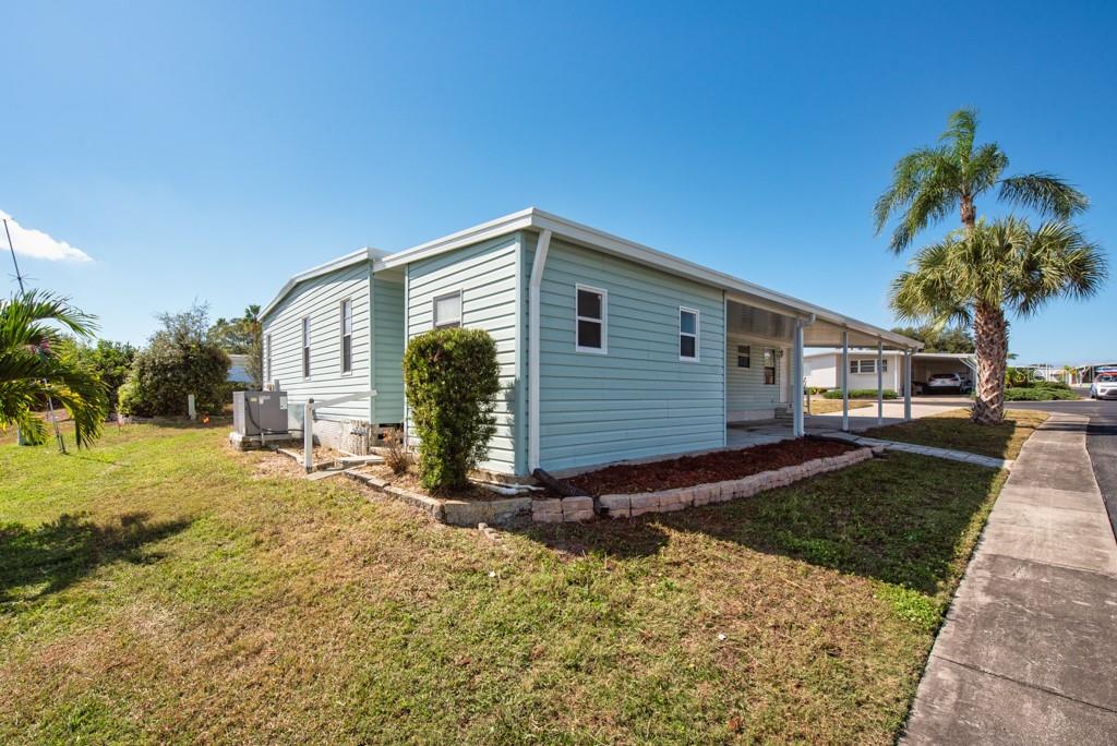 Image 26 of 38 For 11 Palm Forest Drive