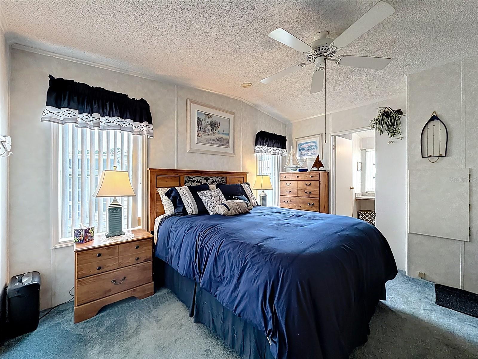 Image 17 of 39 For 278 Big Pine Avenue N