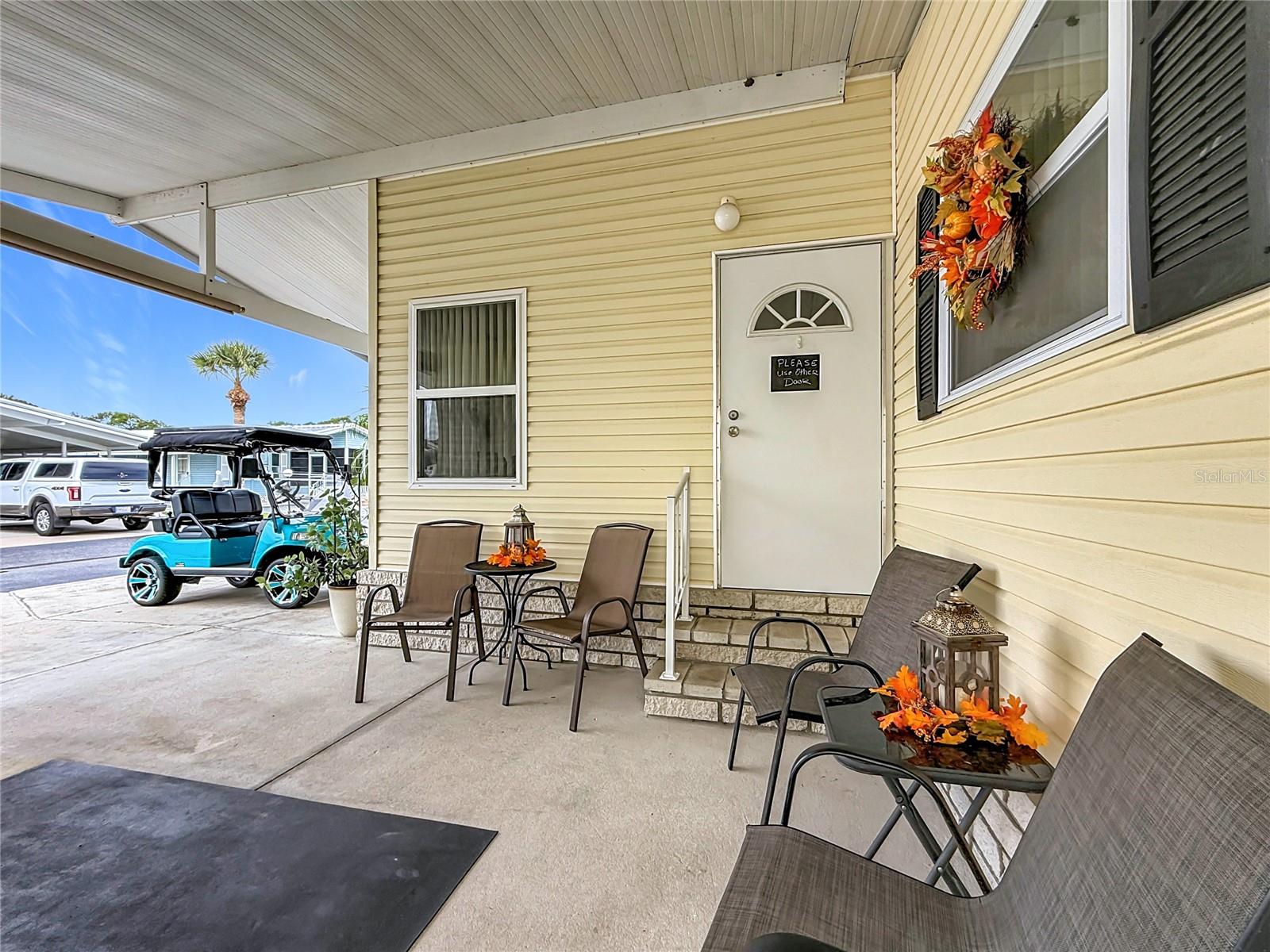 Image 4 of 39 For 278 Big Pine Avenue N