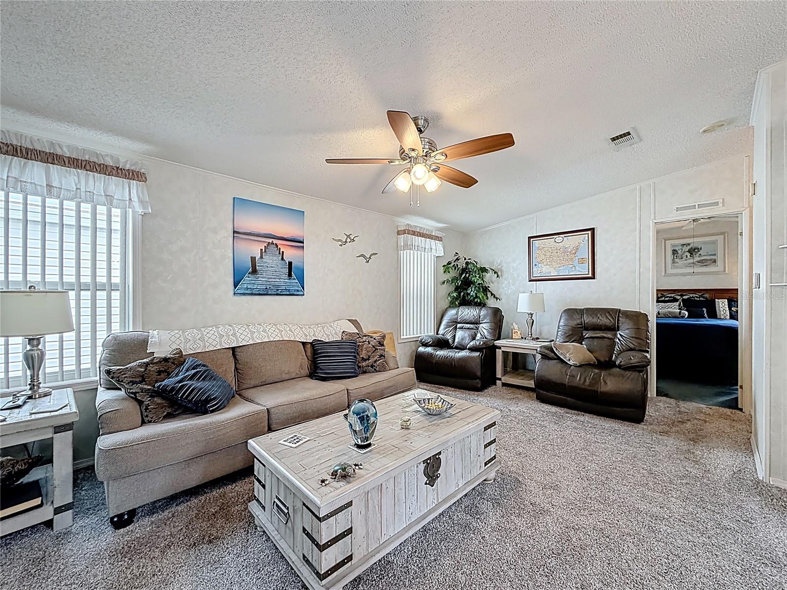 Image 8 of 39 For 278 Big Pine Avenue N