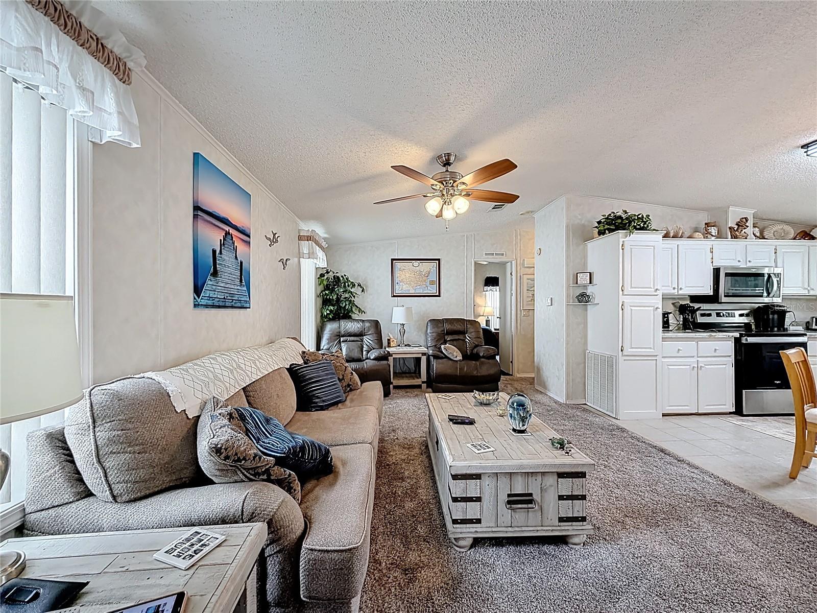 Image 9 of 39 For 278 Big Pine Avenue N