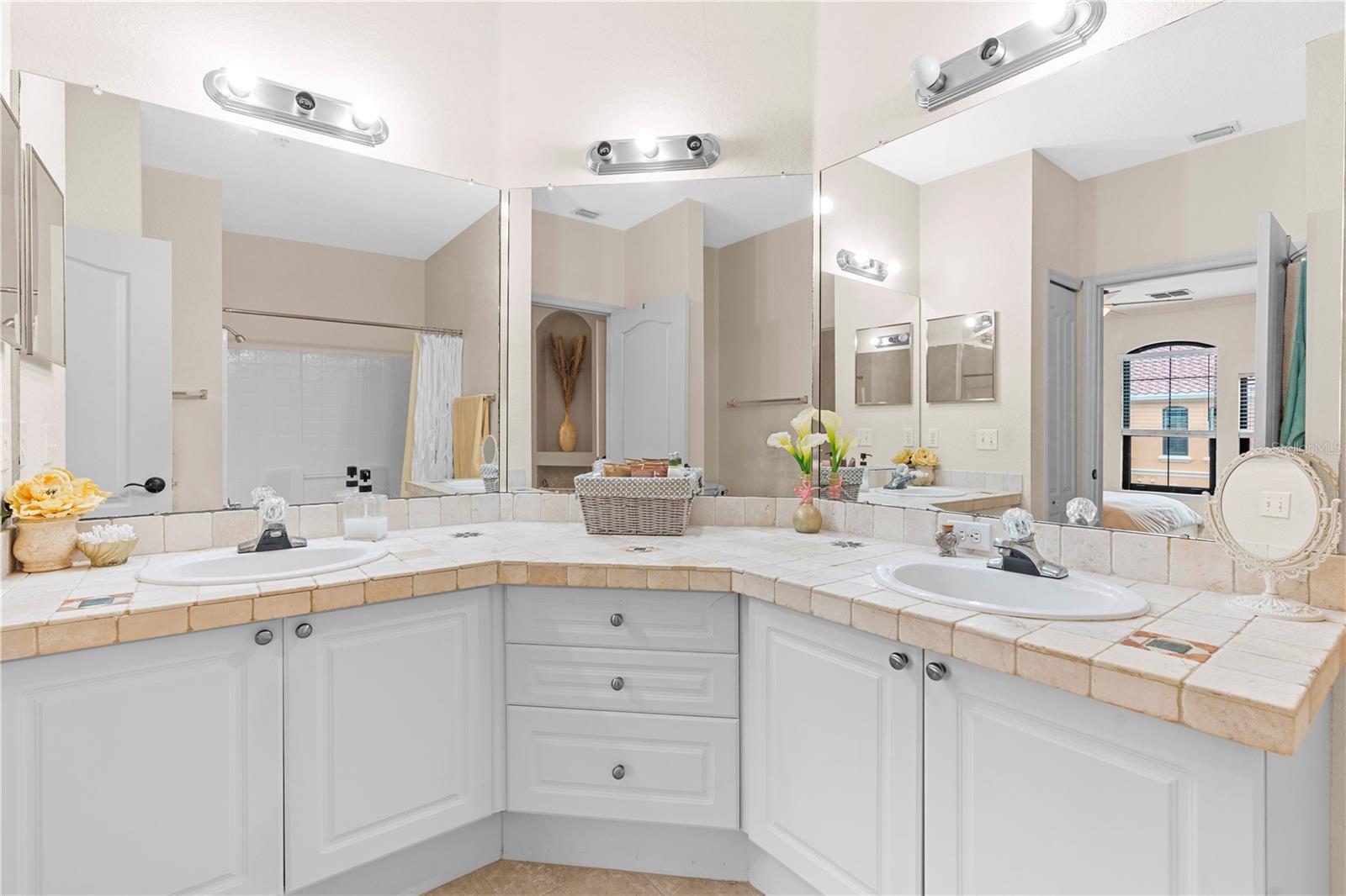 Image 30 of 58 For 2765 Via Cipriani  1232b