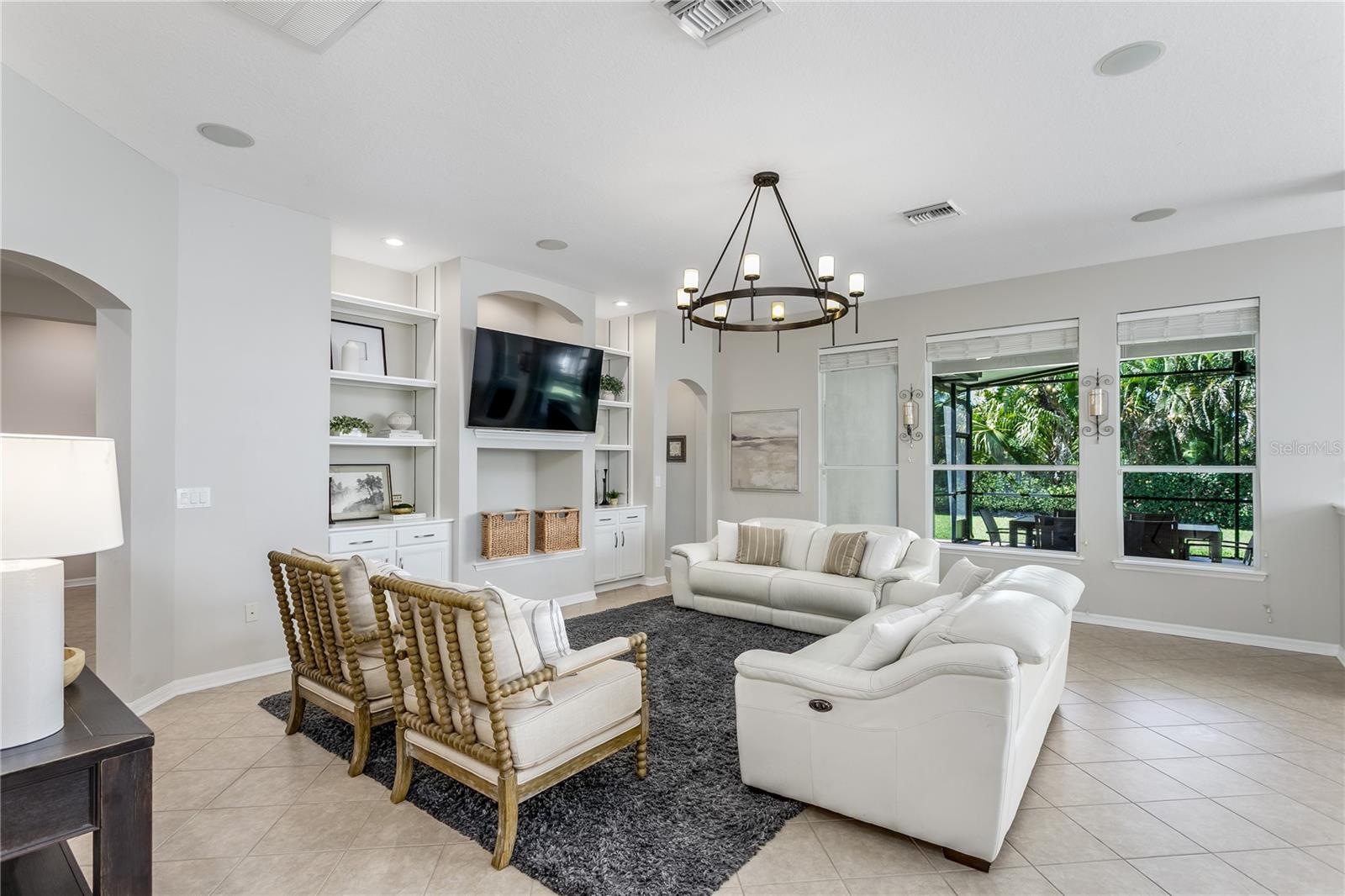 Image 14 of 42 For 11505 Splendid Lane