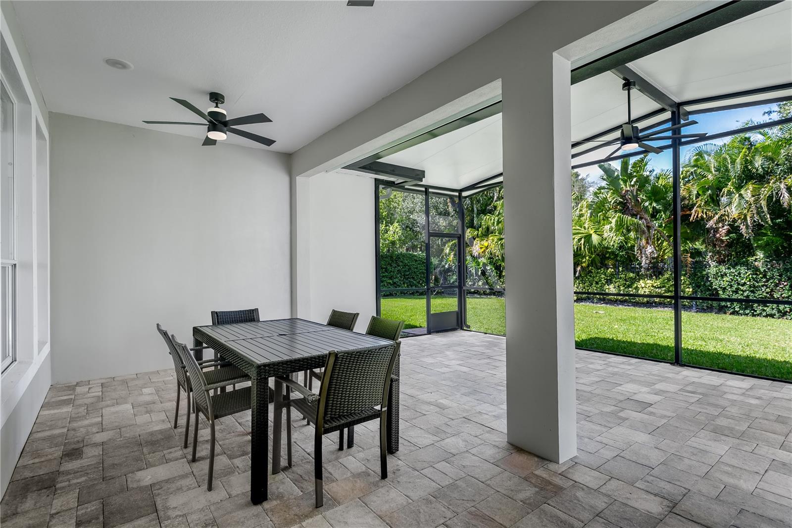 Image 3 of 42 For 11505 Splendid Lane