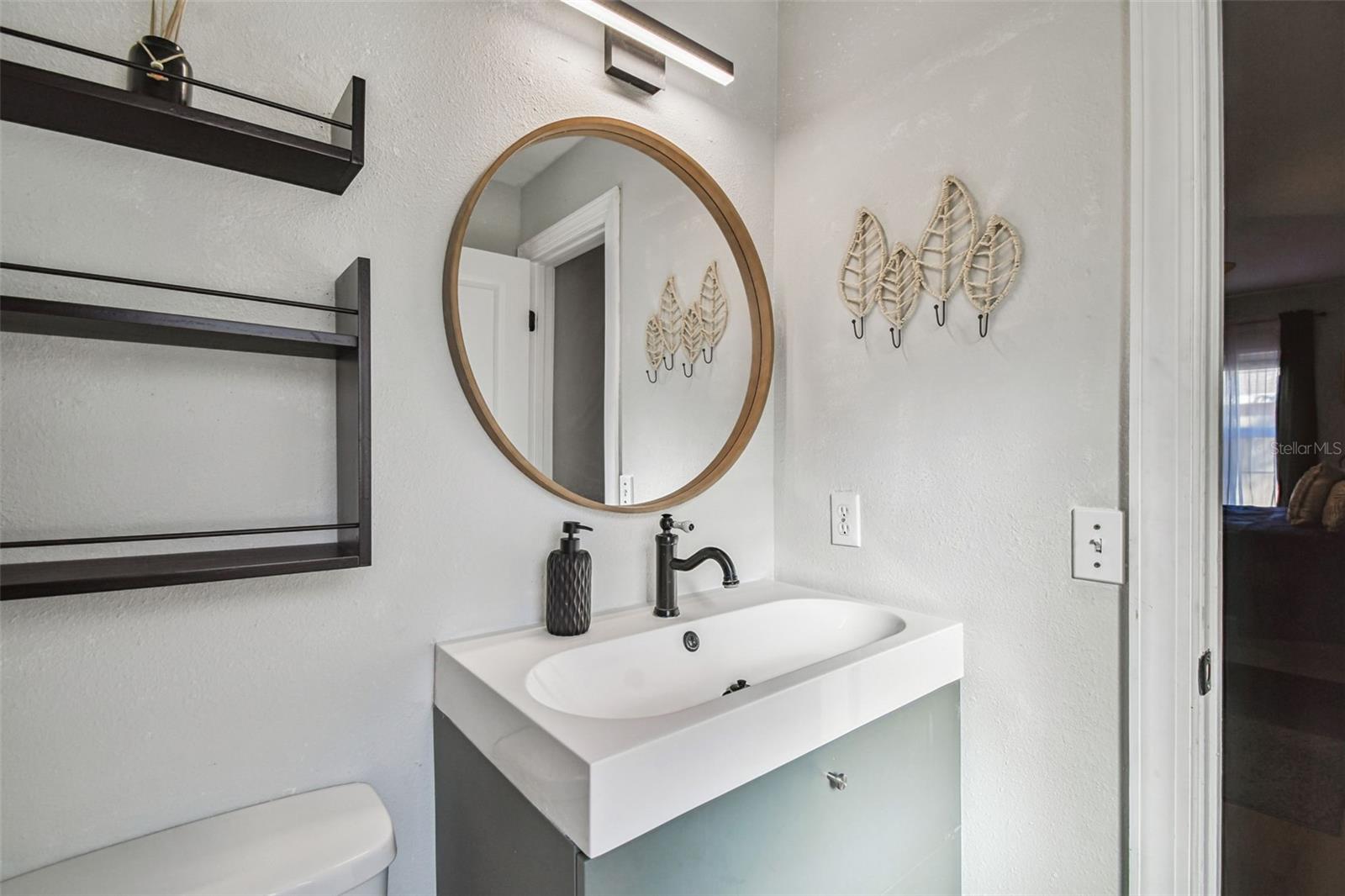 Image 12 of 23 For 1706 Chelsea Street