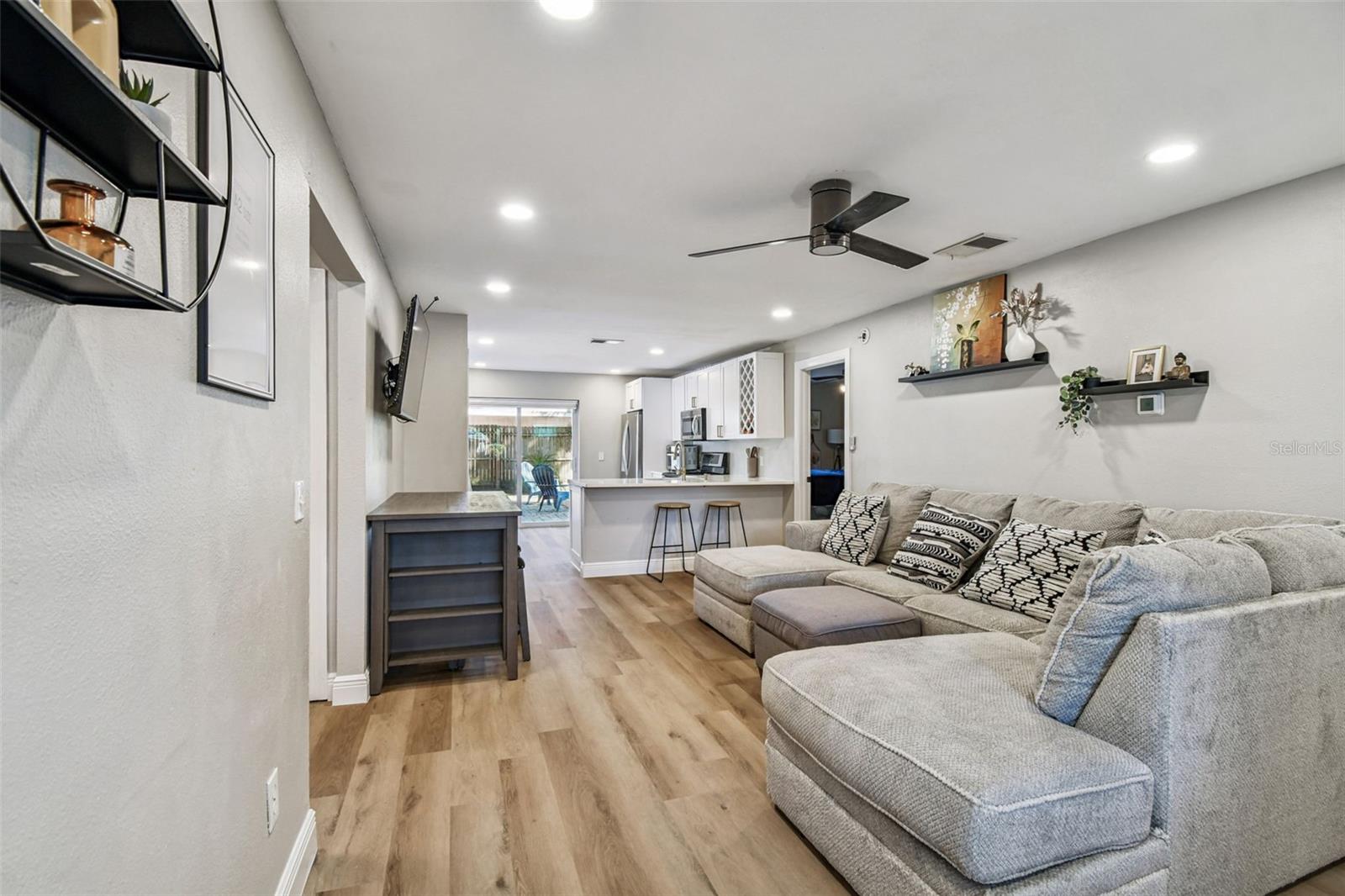 Image 2 of 23 For 1706 Chelsea Street