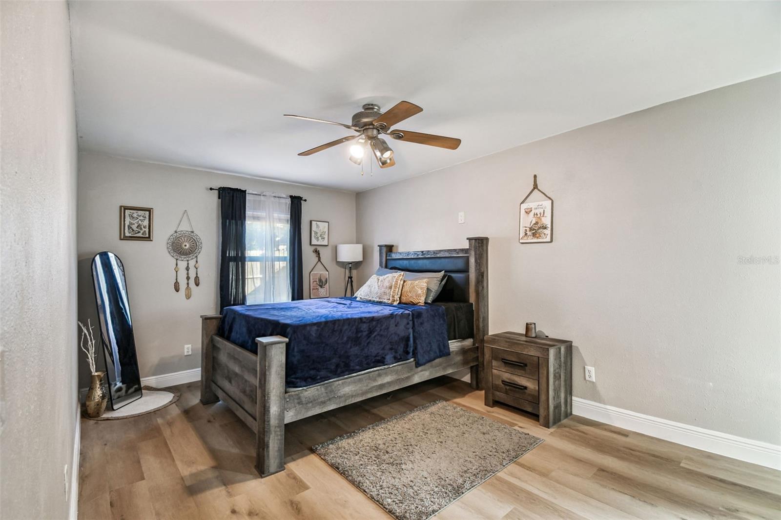 Image 9 of 23 For 1706 Chelsea Street