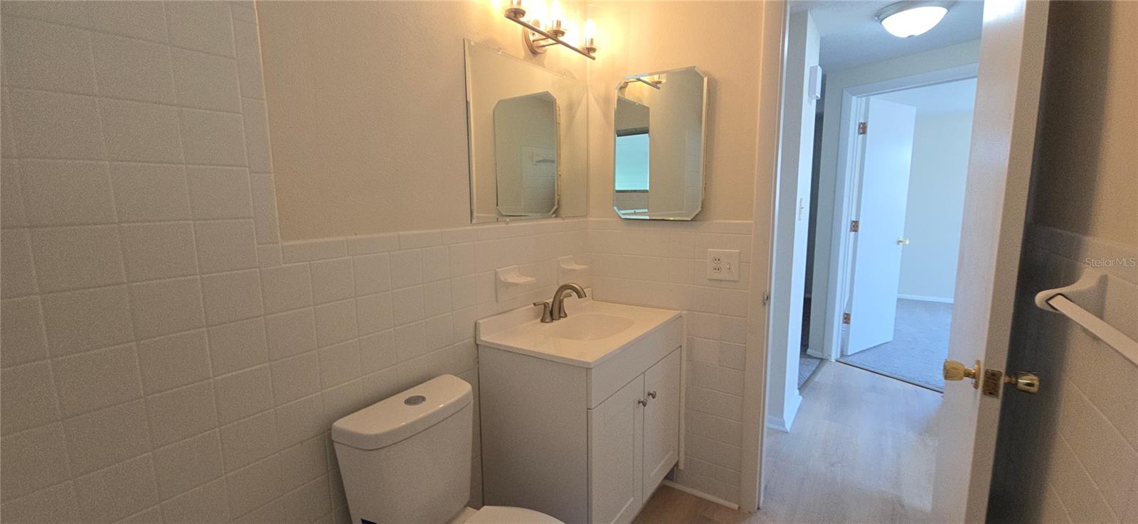 Image 11 of 27 For 4102 Dalwood Drive