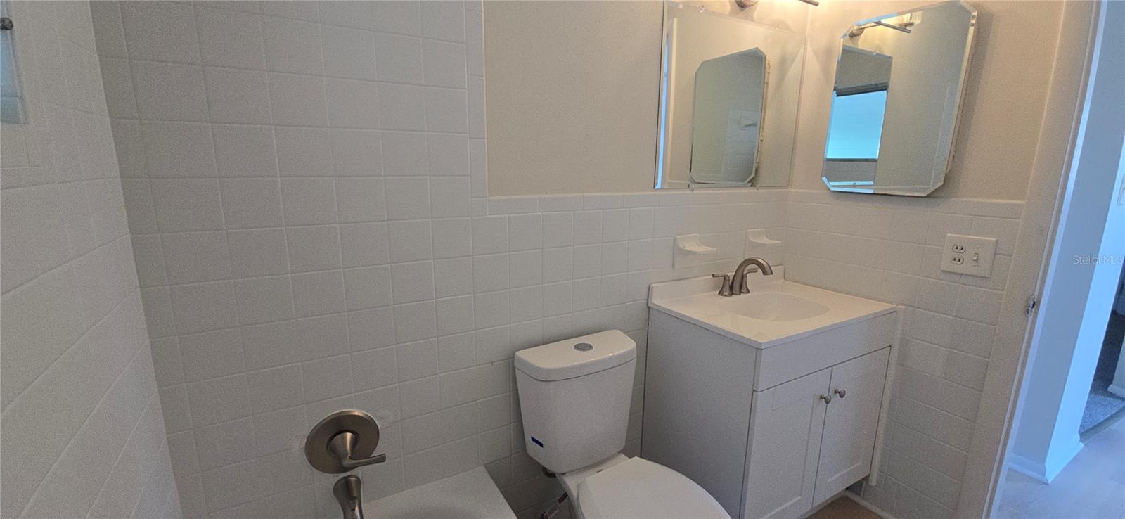 Image 7 of 27 For 4102 Dalwood Drive