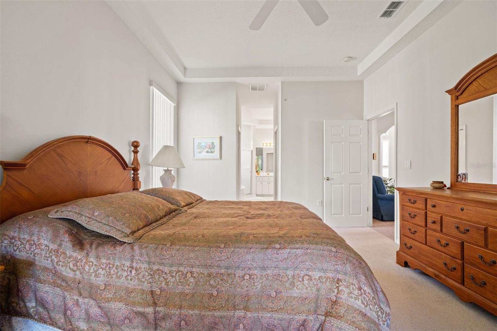 Image 23 of 53 For 10199 Holly Berry Drive