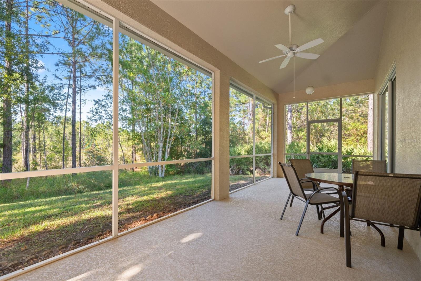 Image 31 of 53 For 10199 Holly Berry Drive