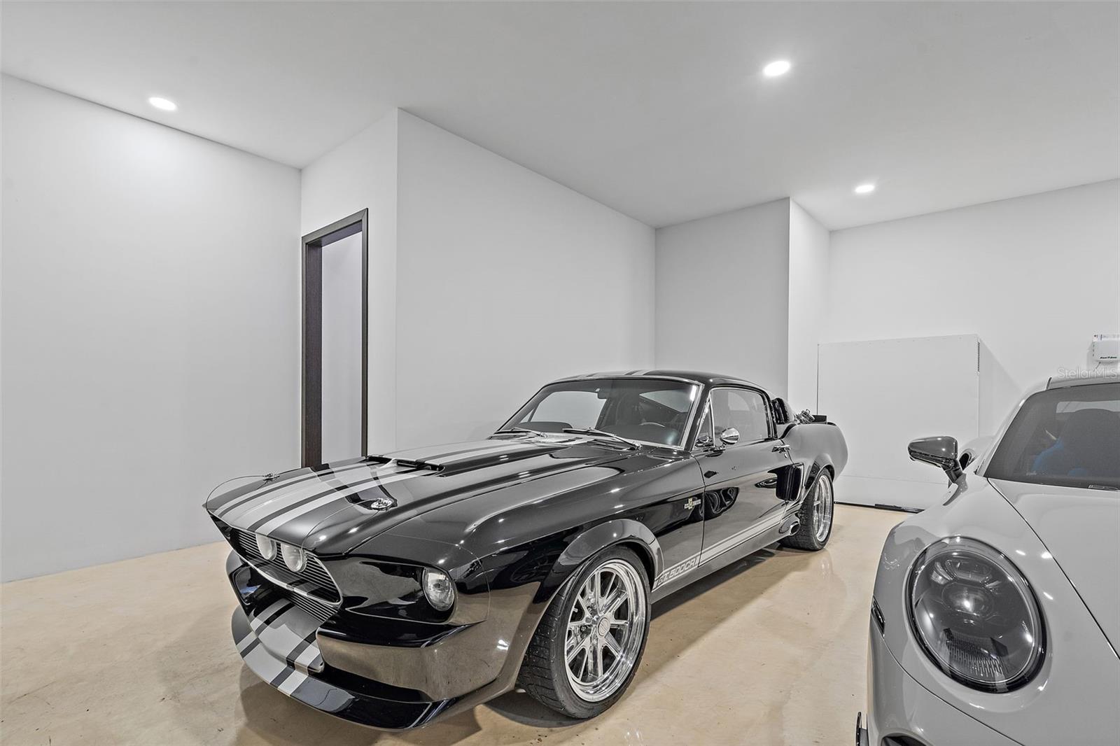 Image 70 of 70 For 585 Dolphin Avenue Se