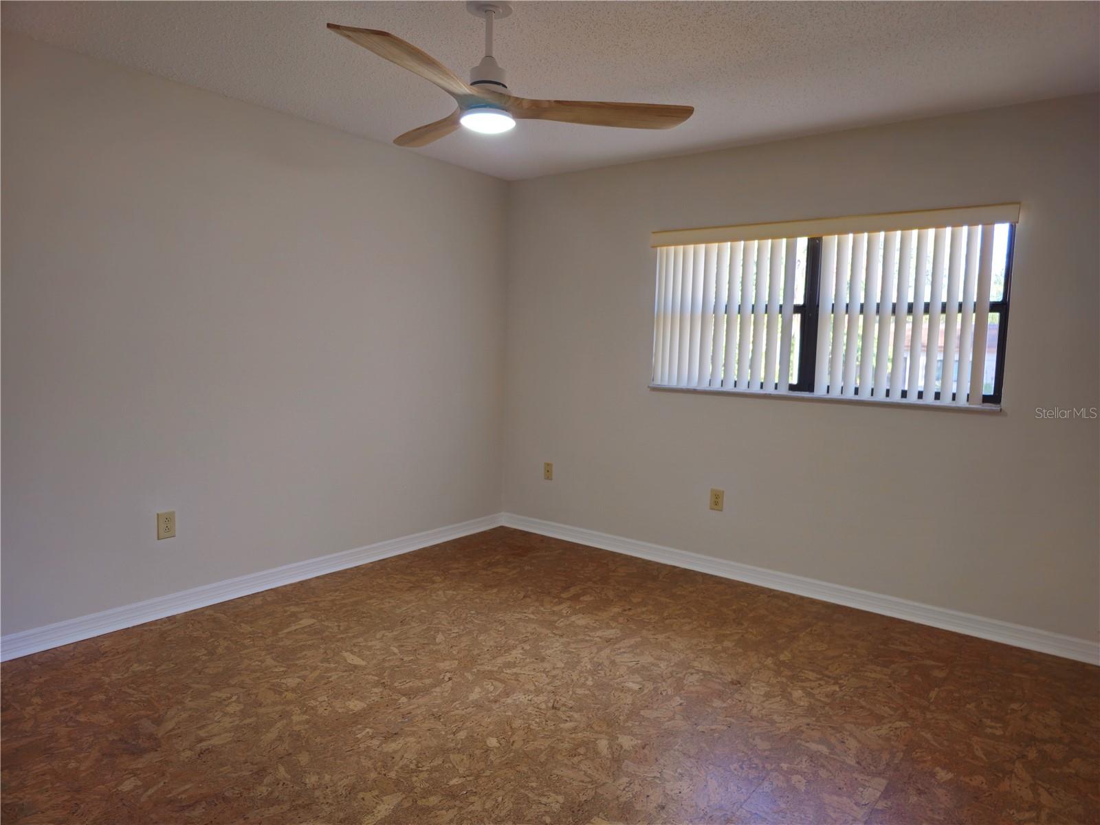 Image 16 of 26 For 1285 Mission Hills Boulevard 36b