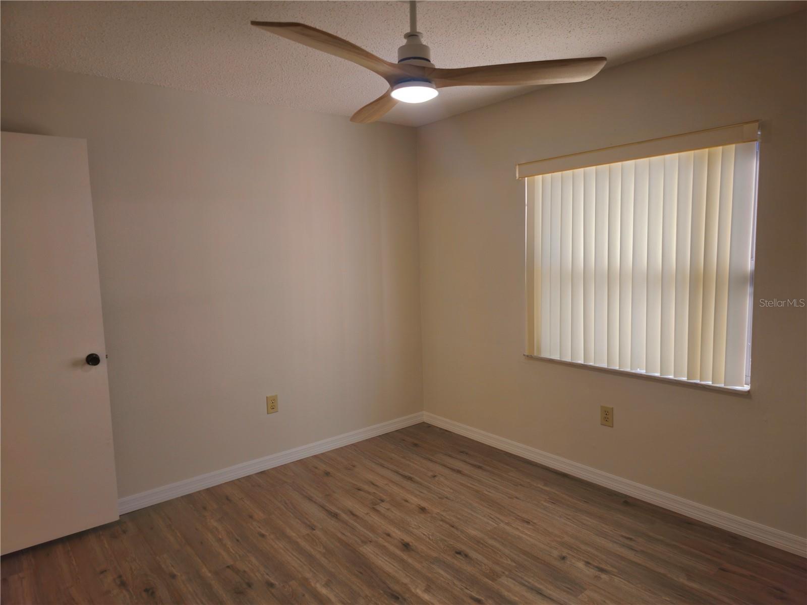 Image 25 of 26 For 1285 Mission Hills Boulevard 36b