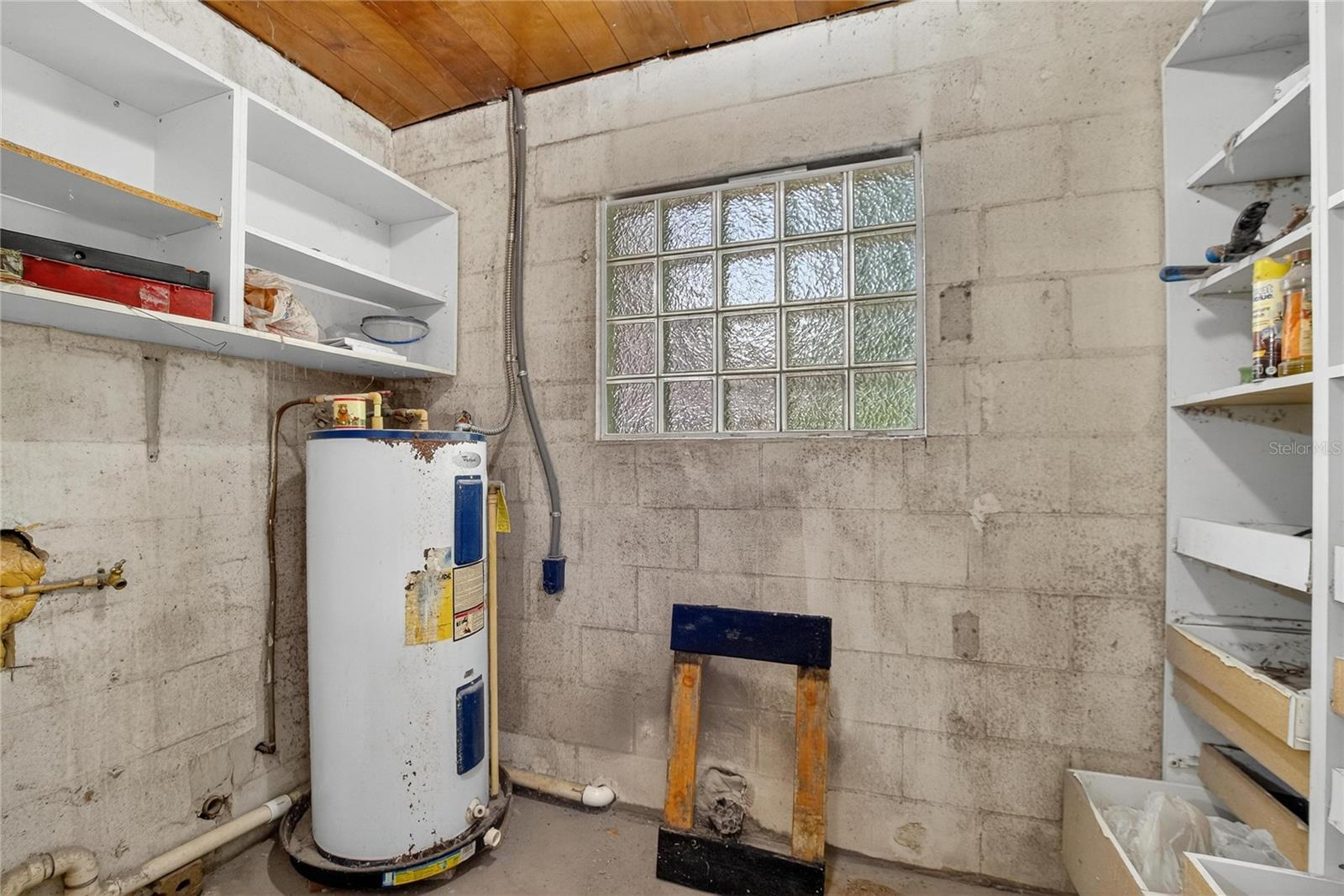 Image 36 of 56 For 3605 Flora Street