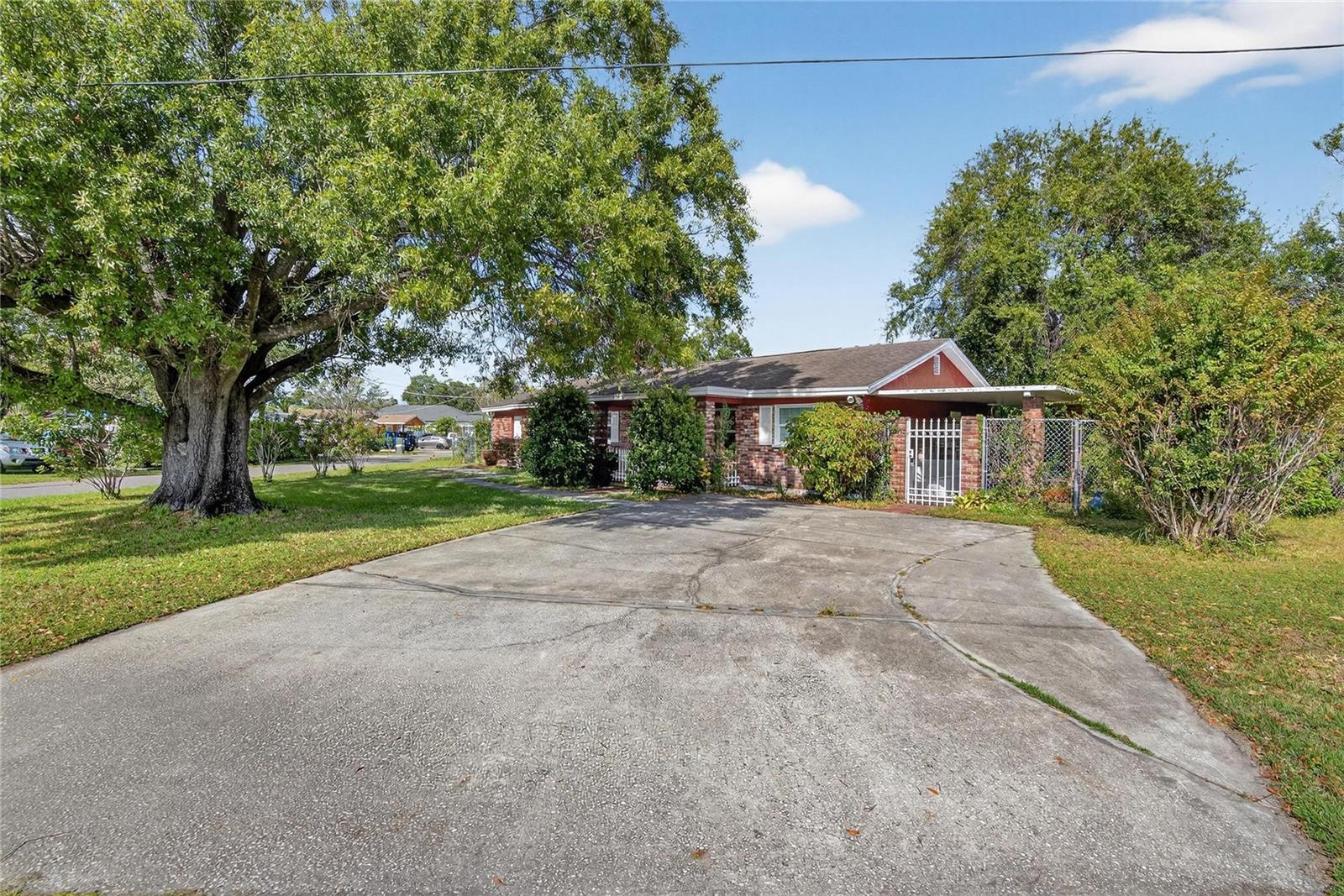 Image 4 of 56 For 3605 Flora Street