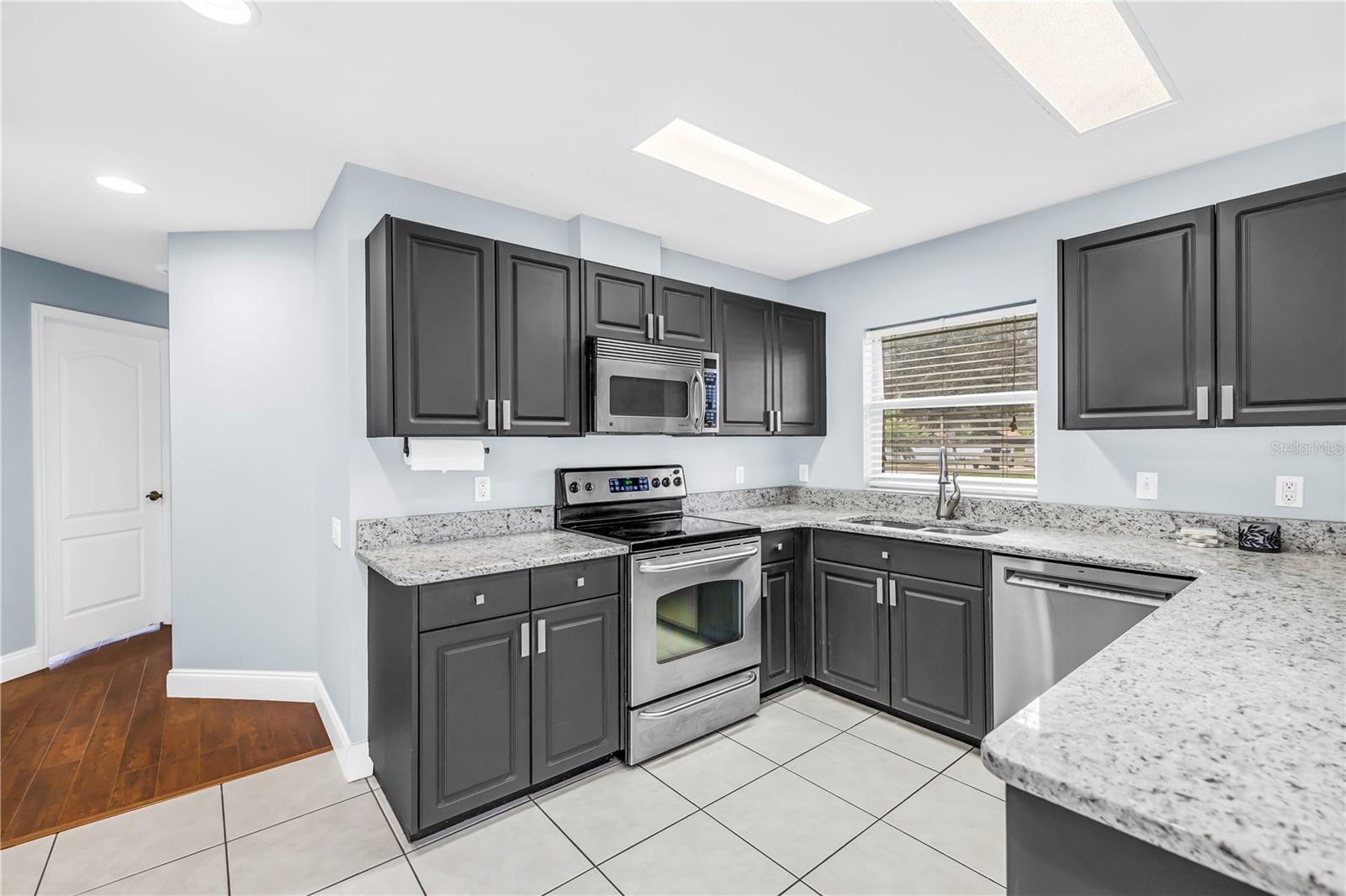 Image 25 of 53 For 2056 Bellhurst Drive