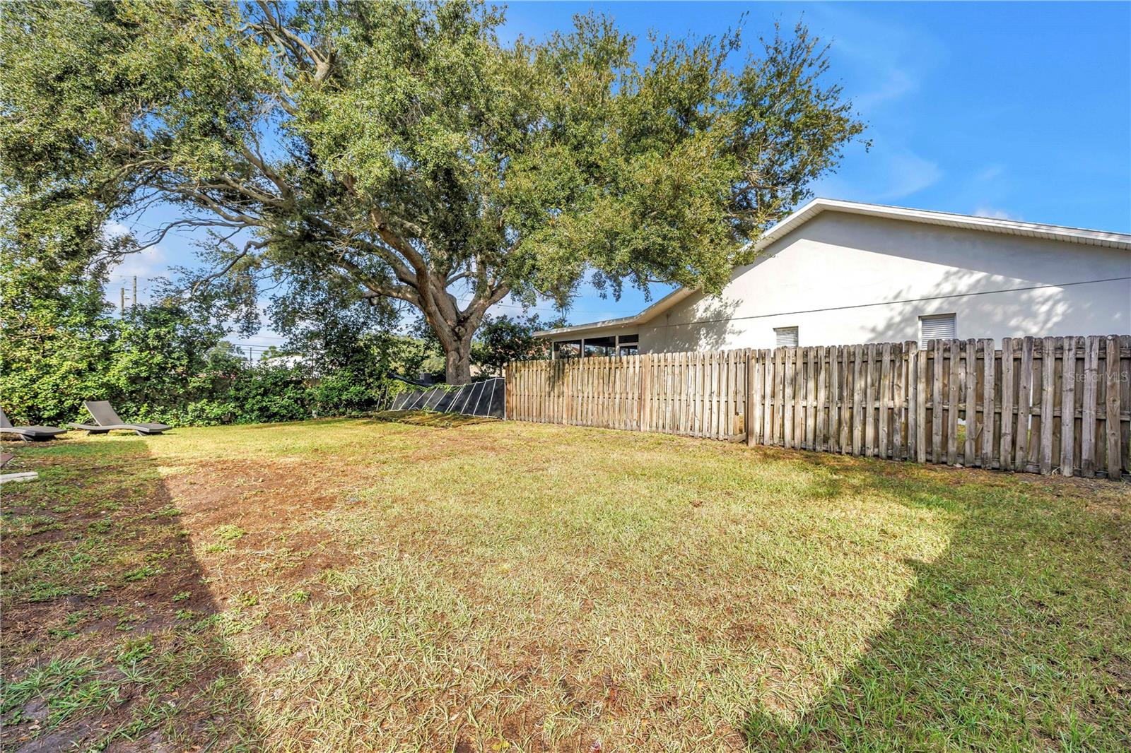 Image 43 of 53 For 2056 Bellhurst Drive