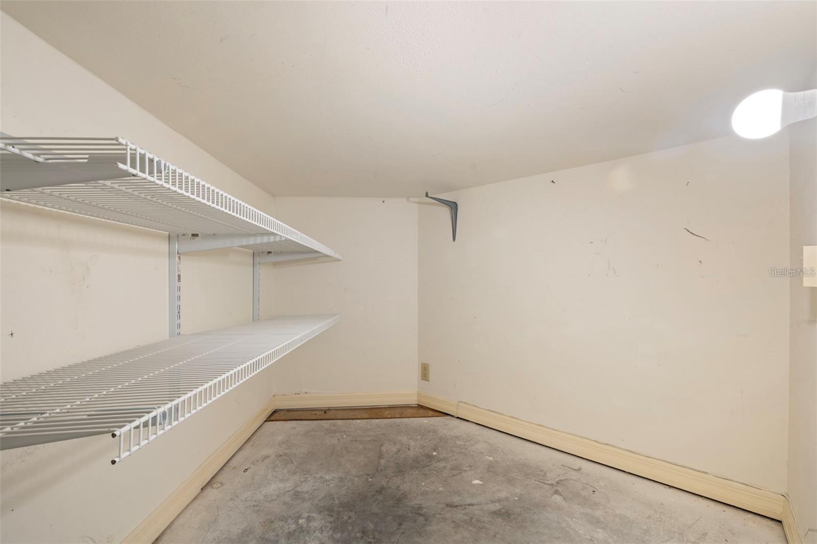 Image 10 of 83 For 18756 Wimbledon Circle