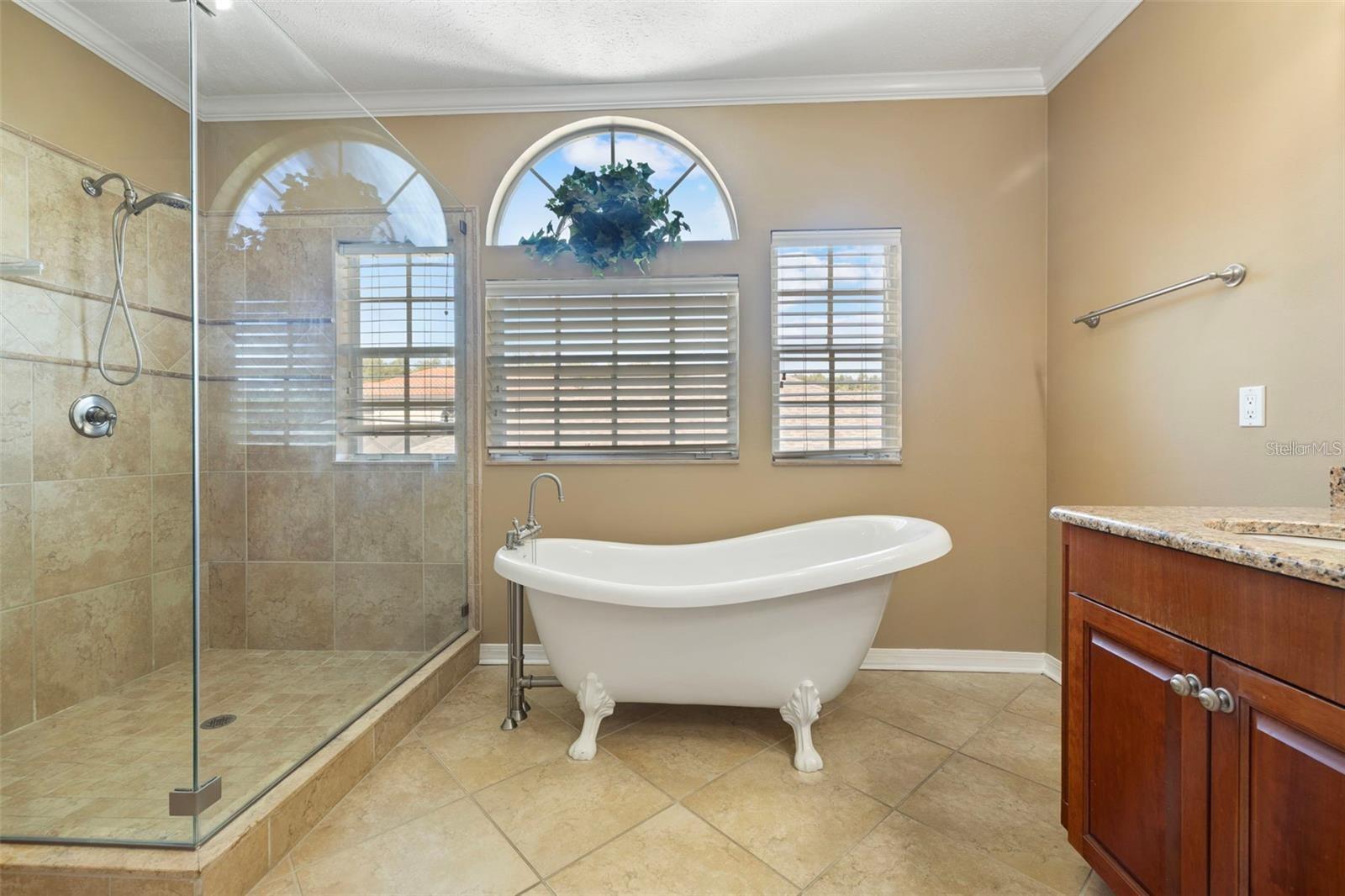 Image 38 of 83 For 18756 Wimbledon Circle