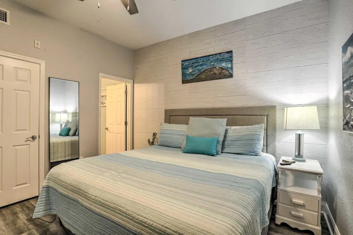 Image 22 of 57 For 10315 Gulf Boulevard 209