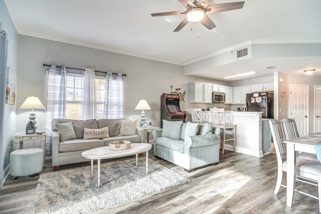 Image 3 of 57 For 10315 Gulf Boulevard 209