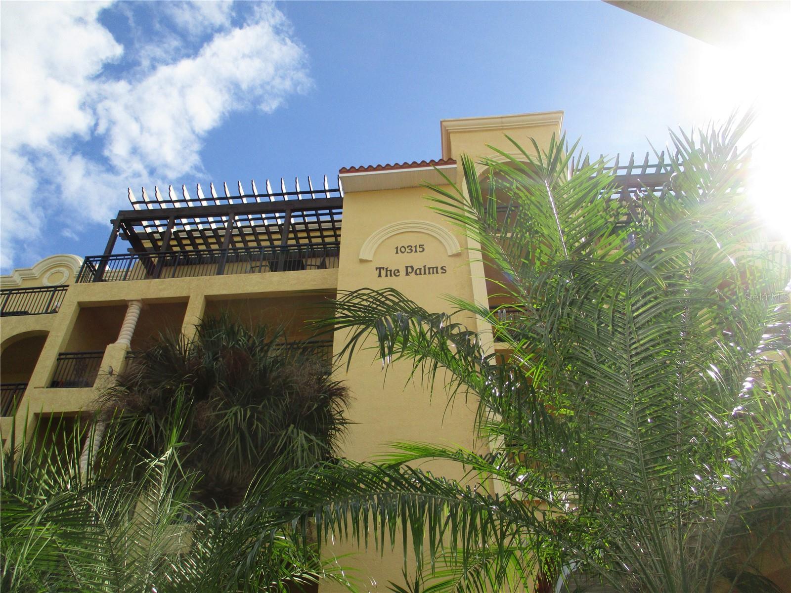 Image 49 of 57 For 10315 Gulf Boulevard 209