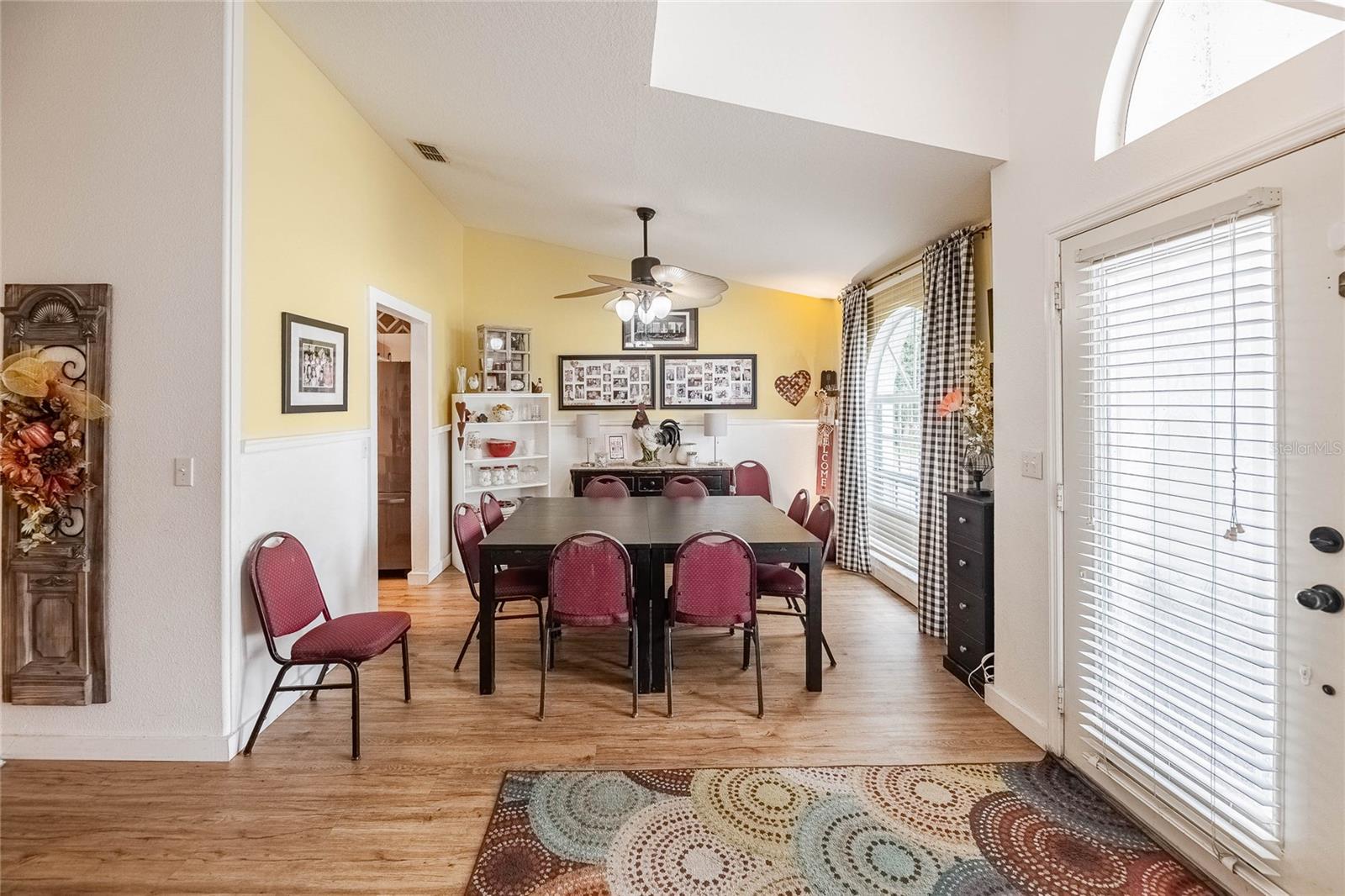 Image 17 of 49 For 4525 Ashford Drive