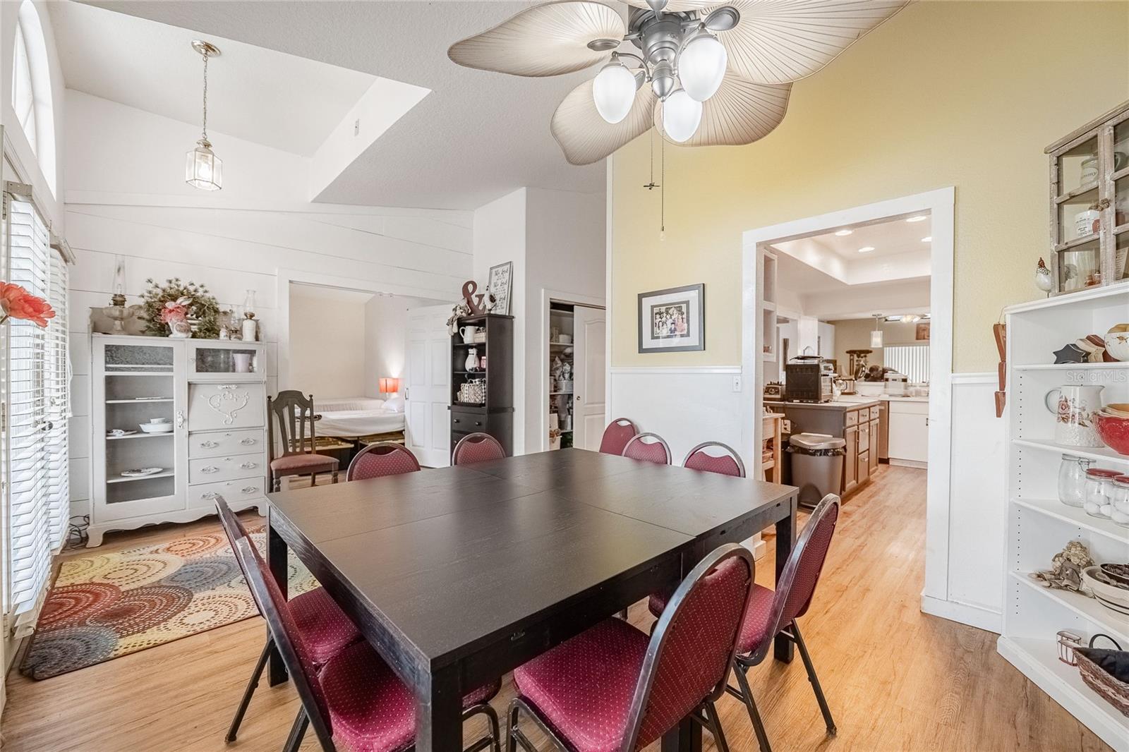 Image 19 of 49 For 4525 Ashford Drive