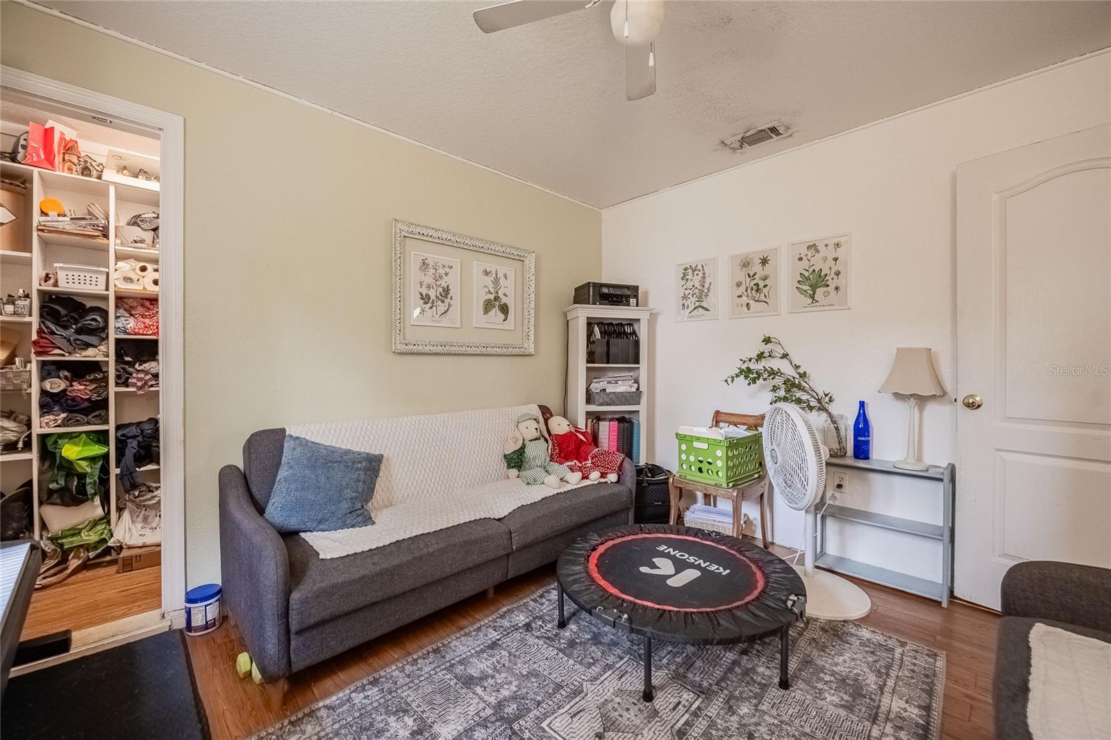 Image 38 of 49 For 4525 Ashford Drive