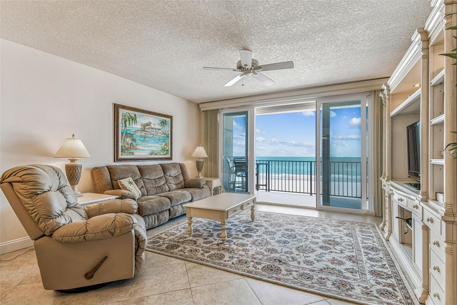 Image 16 of 50 For 19710 Gulf Boulevard 203