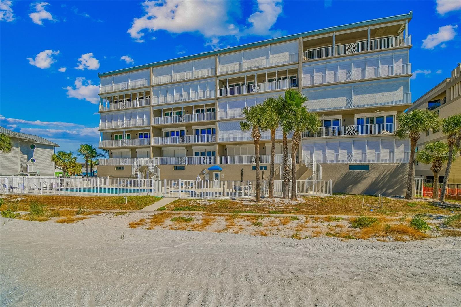 Image 2 of 50 For 19710 Gulf Boulevard 203