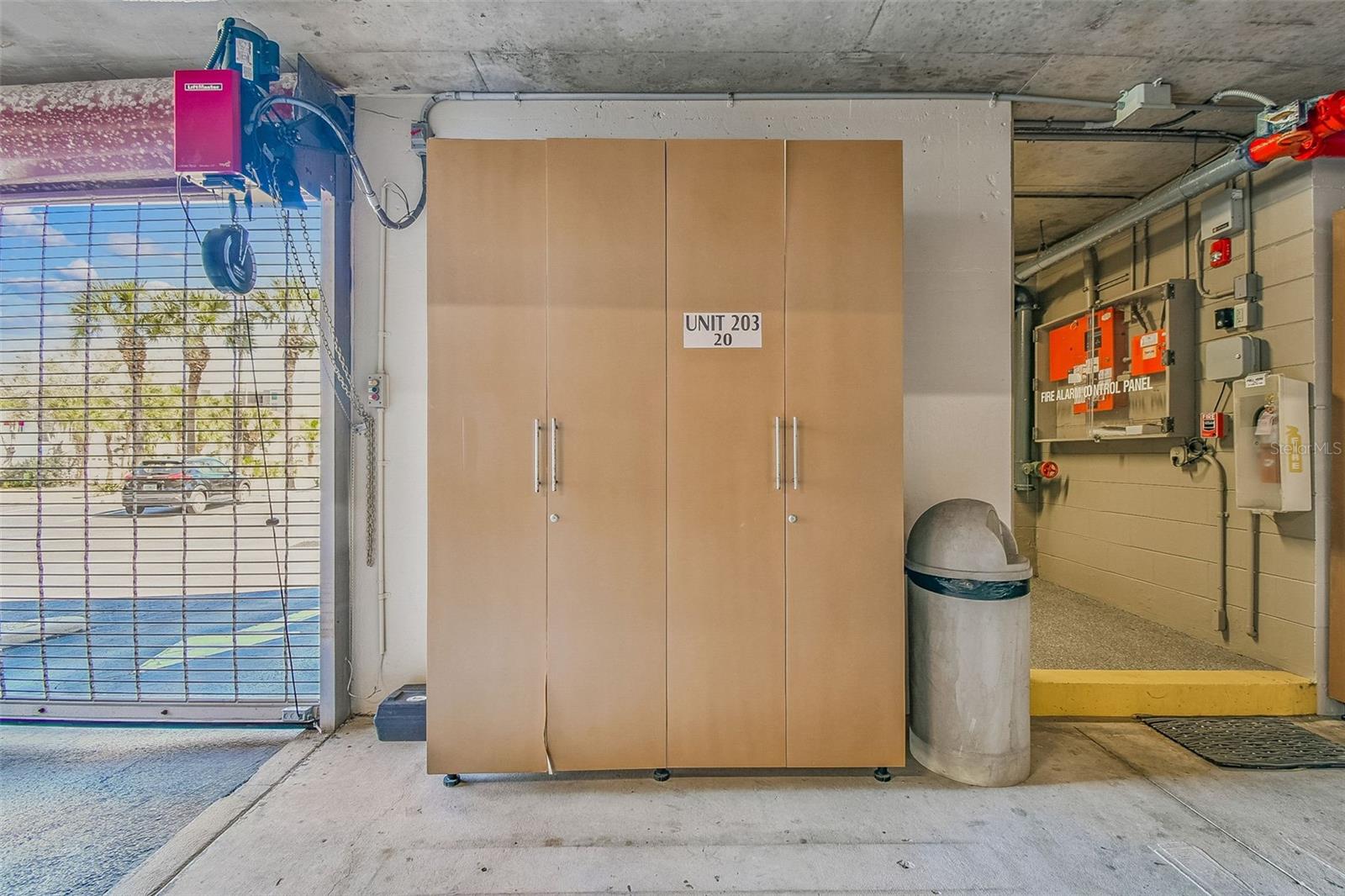 Image 40 of 50 For 19710 Gulf Boulevard 203