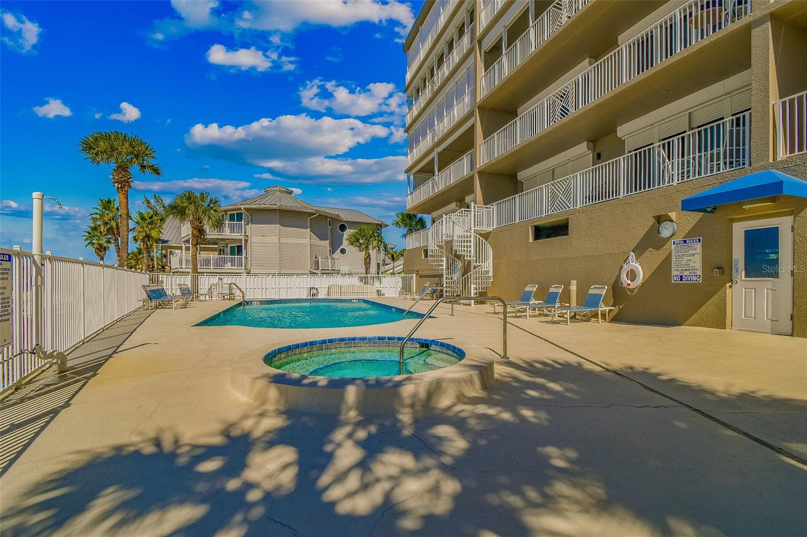 Image 41 of 50 For 19710 Gulf Boulevard 203