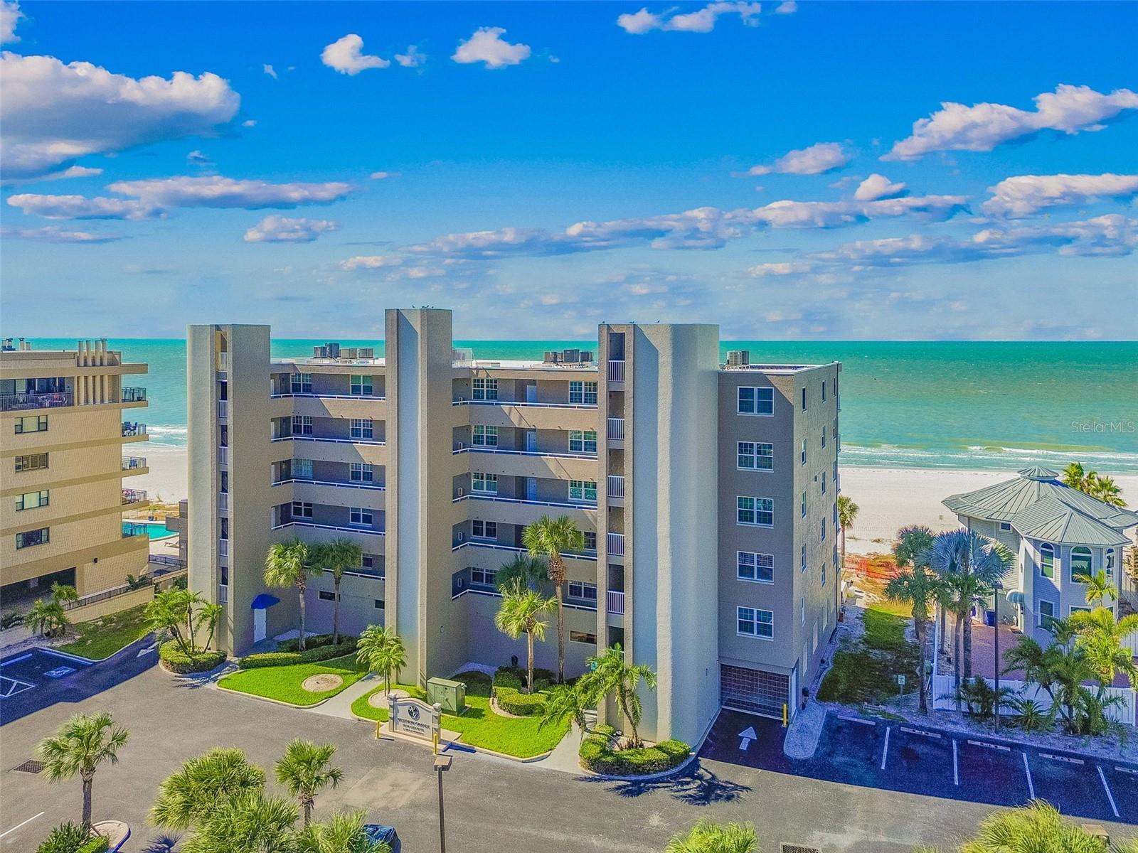 Image 43 of 50 For 19710 Gulf Boulevard 203