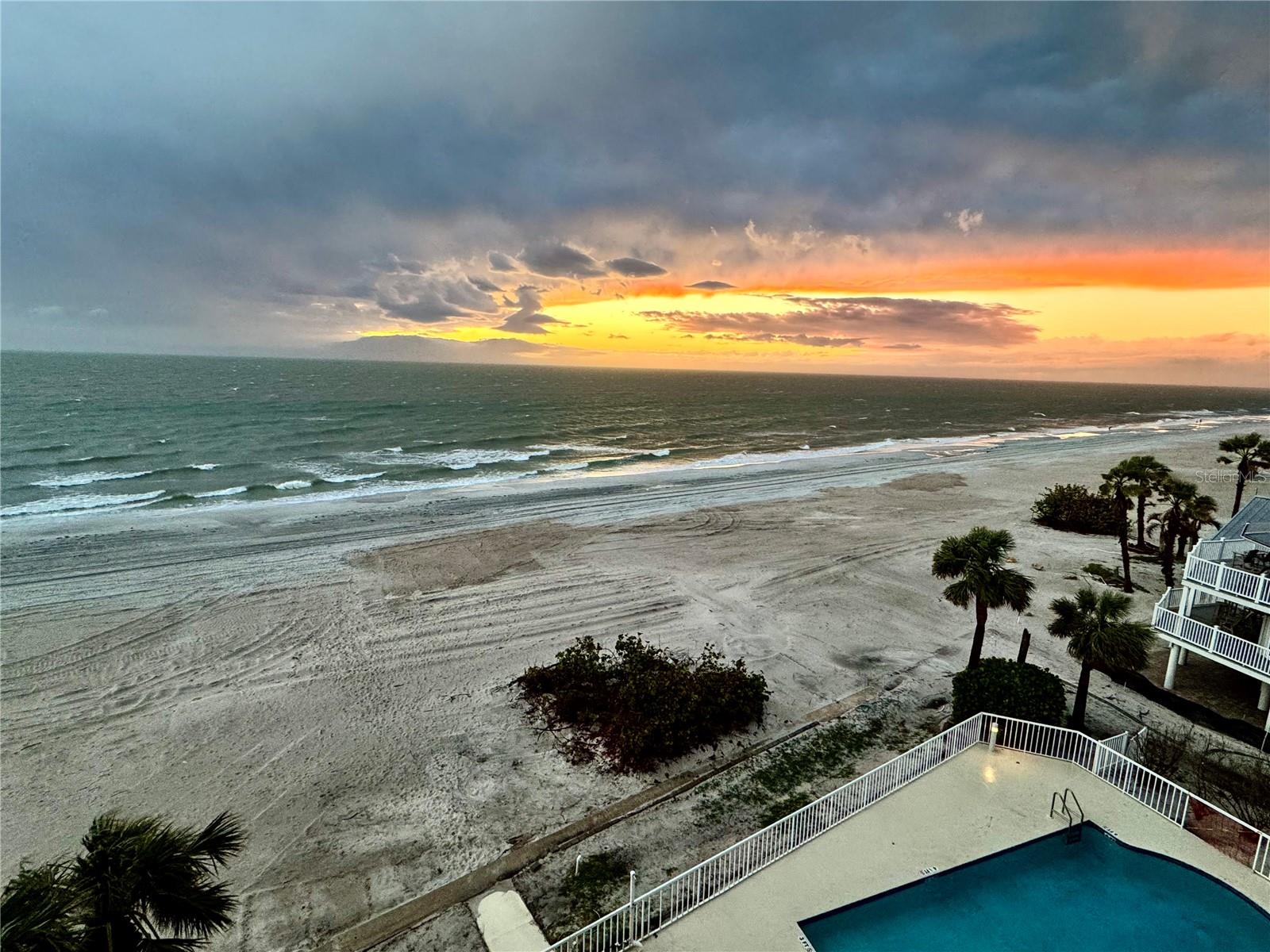 Image 52 of 54 For 19710 Gulf Boulevard 203