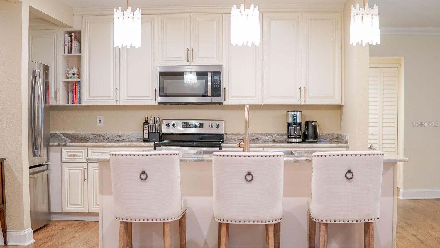 Image 11 of 27 For 1735 23rd Avenue N