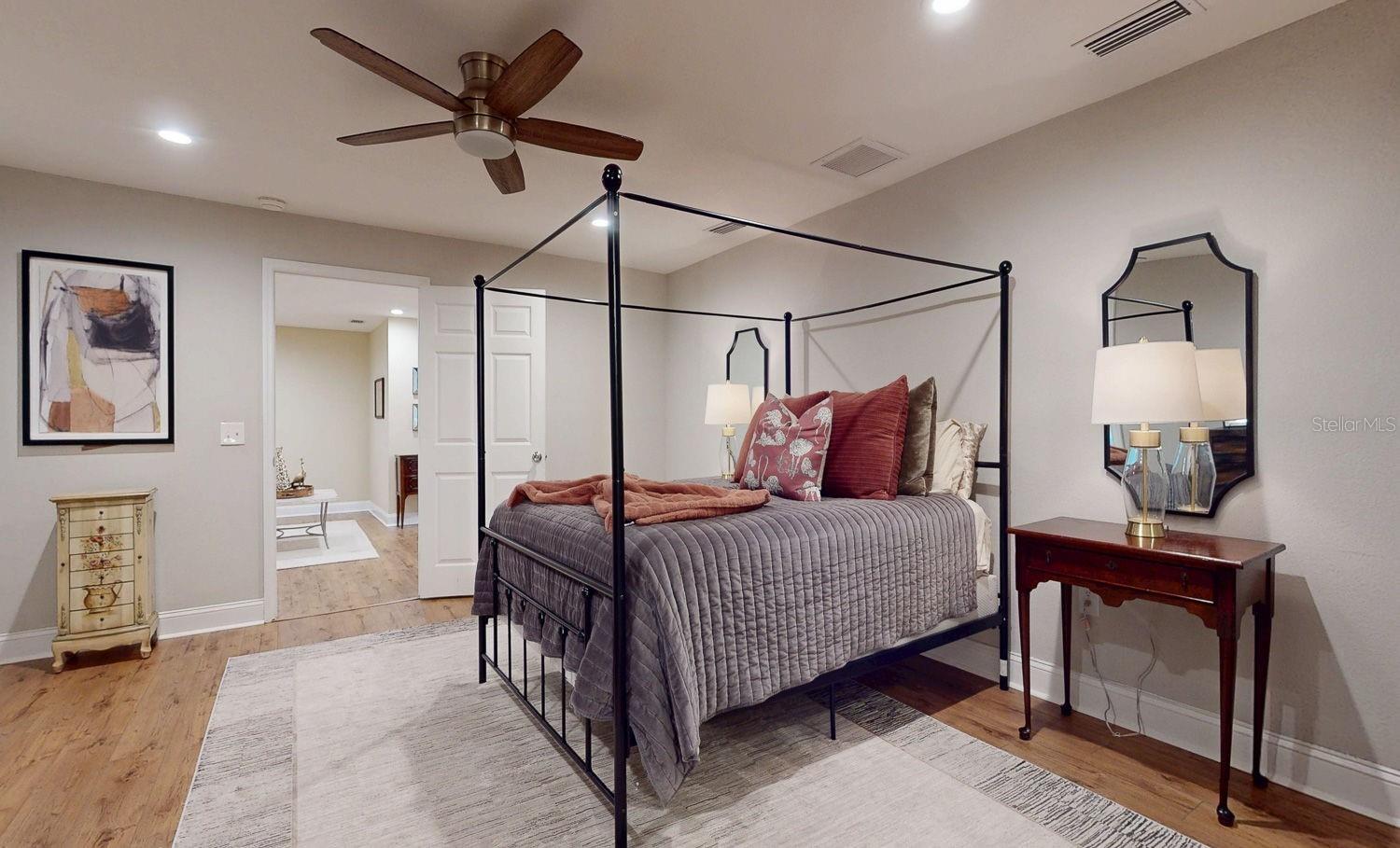 Image 25 of 27 For 1735 23rd Avenue N