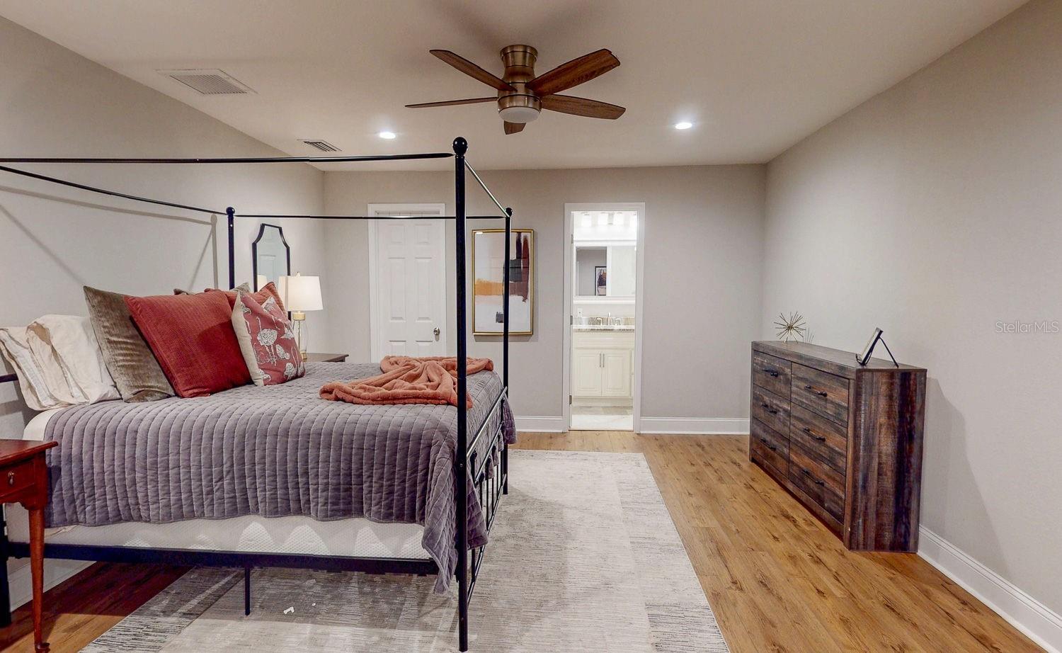 Image 27 of 27 For 1735 23rd Avenue N