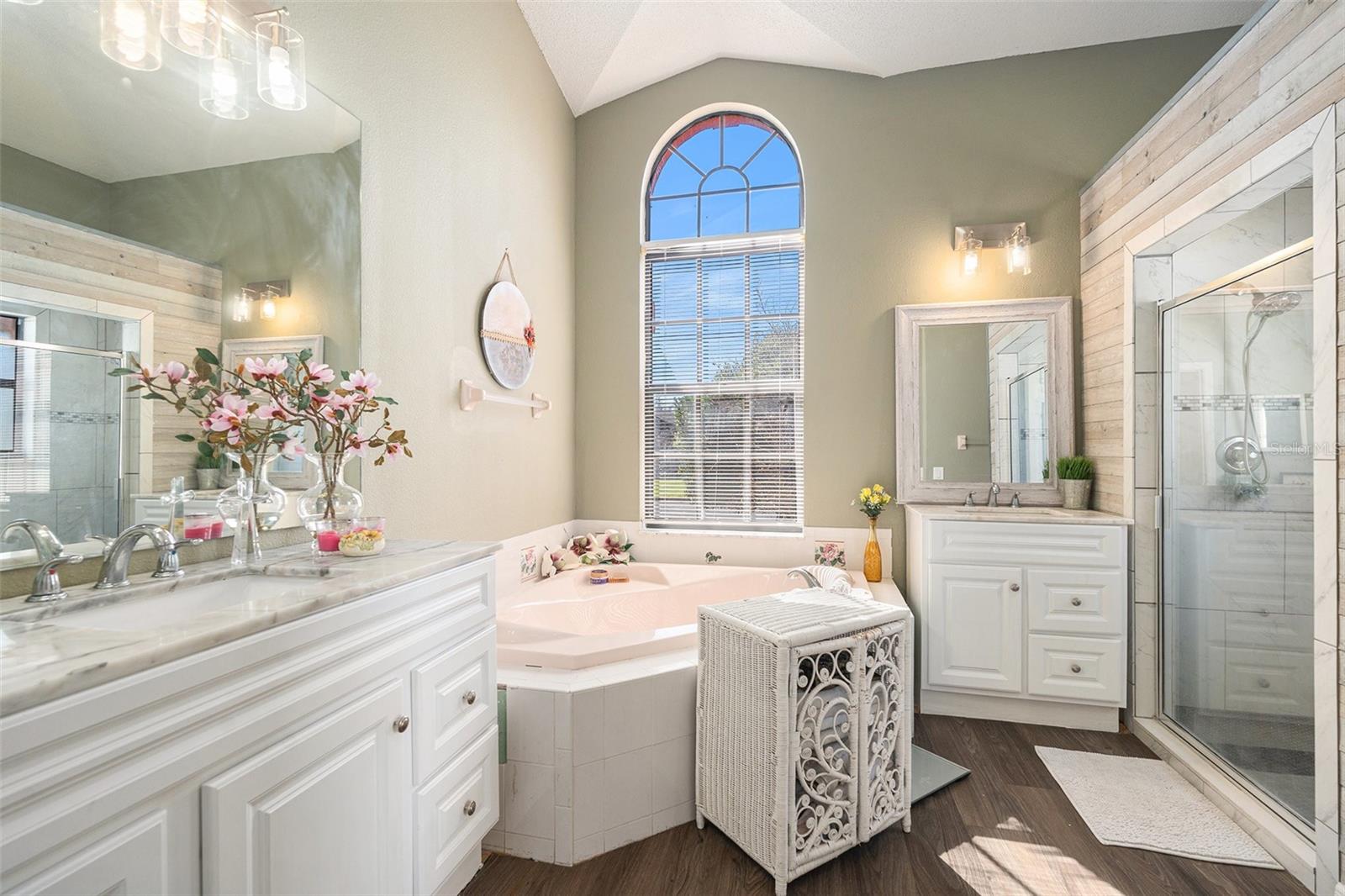 Image 28 of 30 For 4401 Plumosa Street