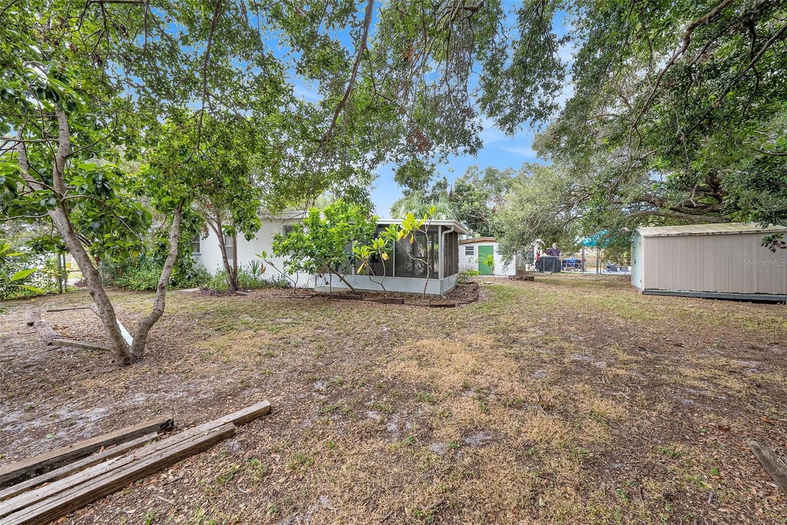 Image 26 of 30 For 8481 93rd Avenue