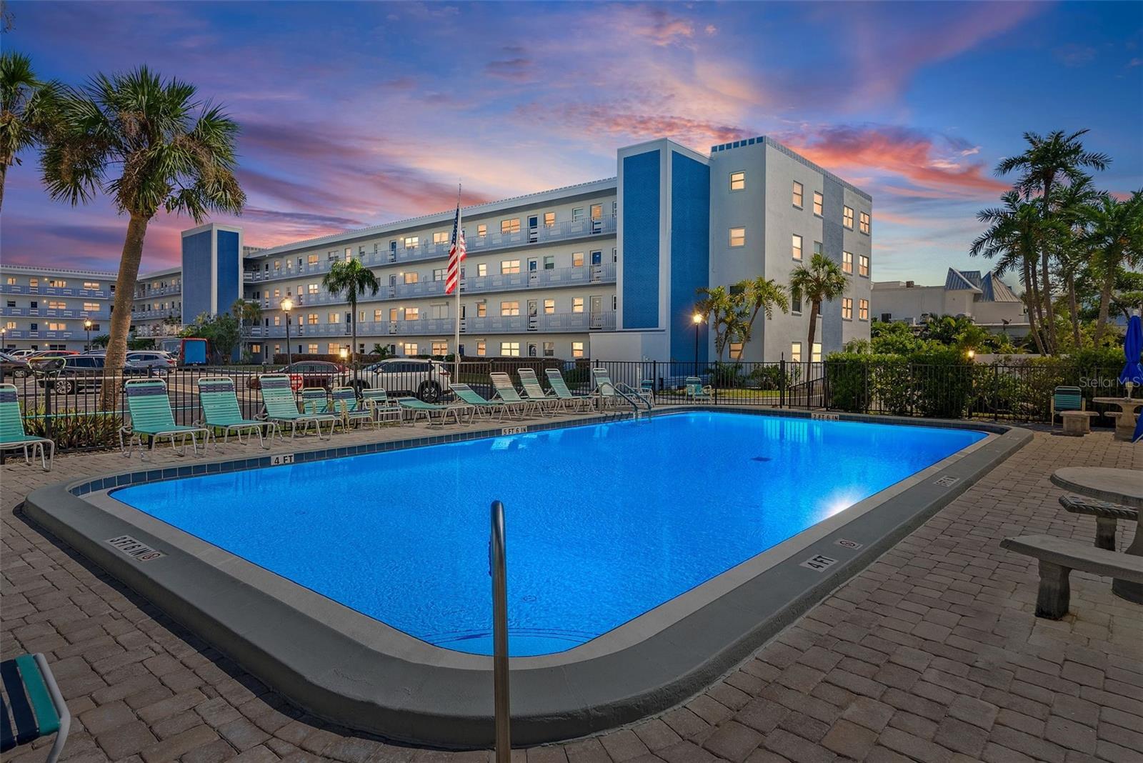 Image 35 of 40 For 5555 Gulf Boulevard 407