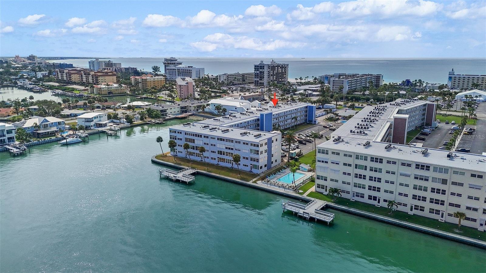 Image 38 of 40 For 5555 Gulf Boulevard 407